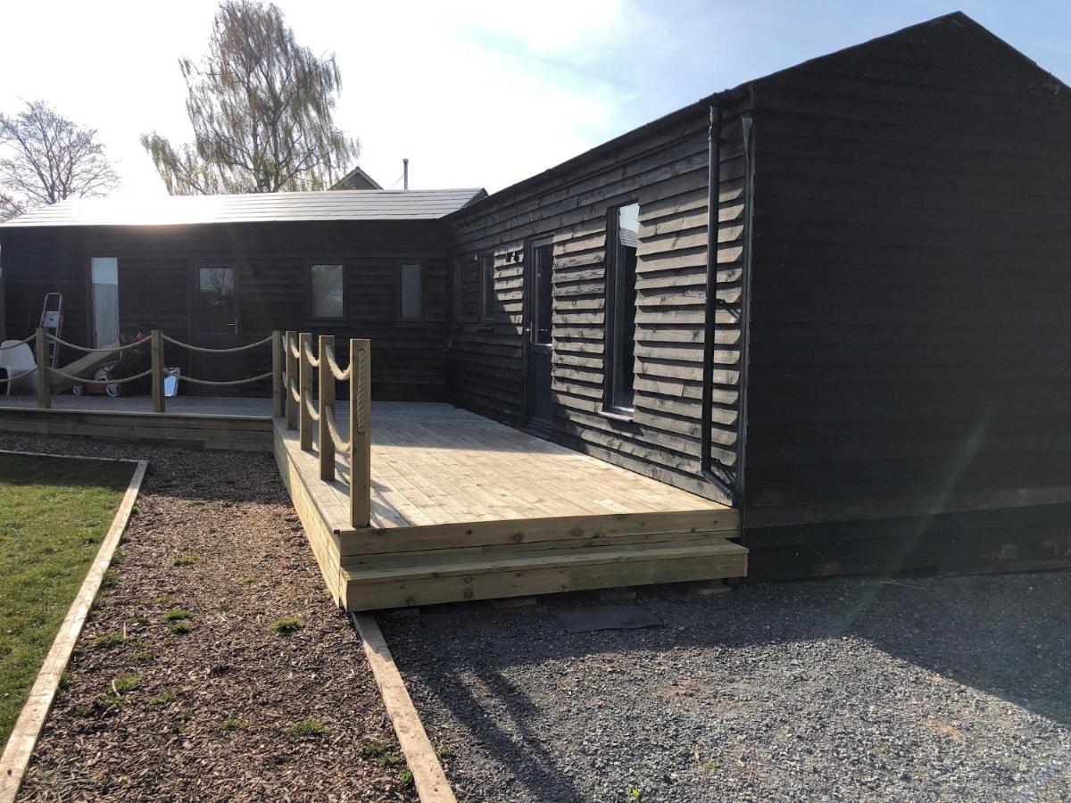 North Newton Willow Lodge 2 מראה חיצוני תמונה
