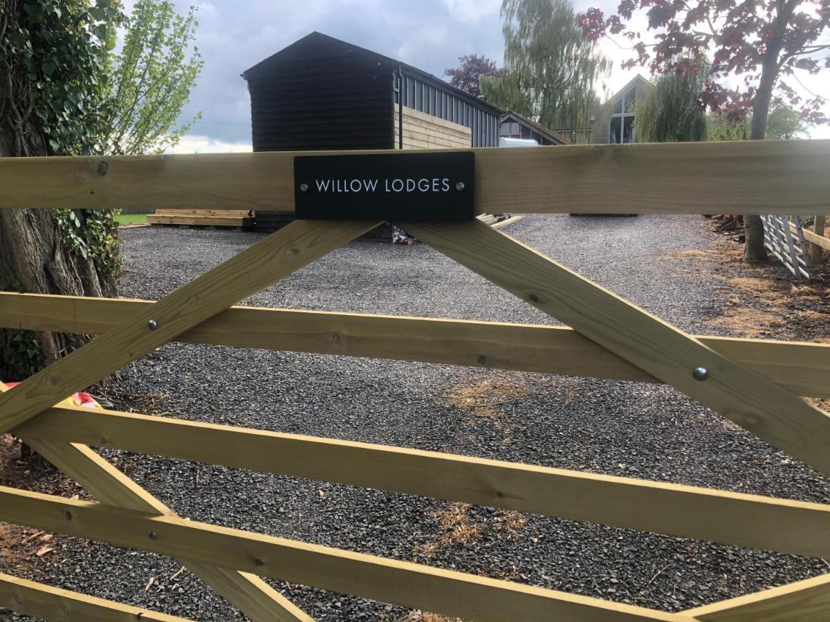 North Newton Willow Lodge 2 מראה חיצוני תמונה